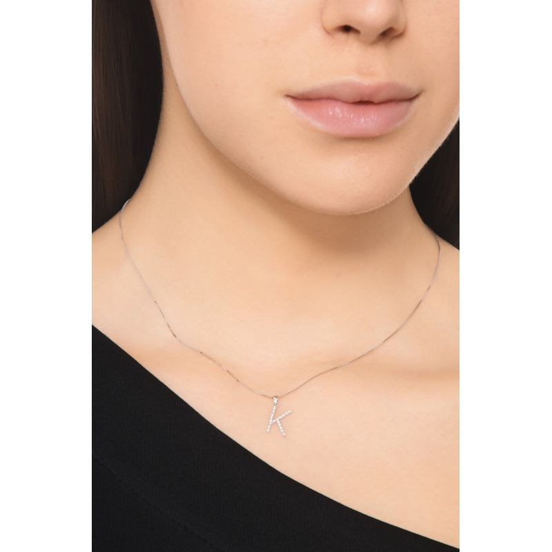 K diamond pendant necklace in 18kt white gold