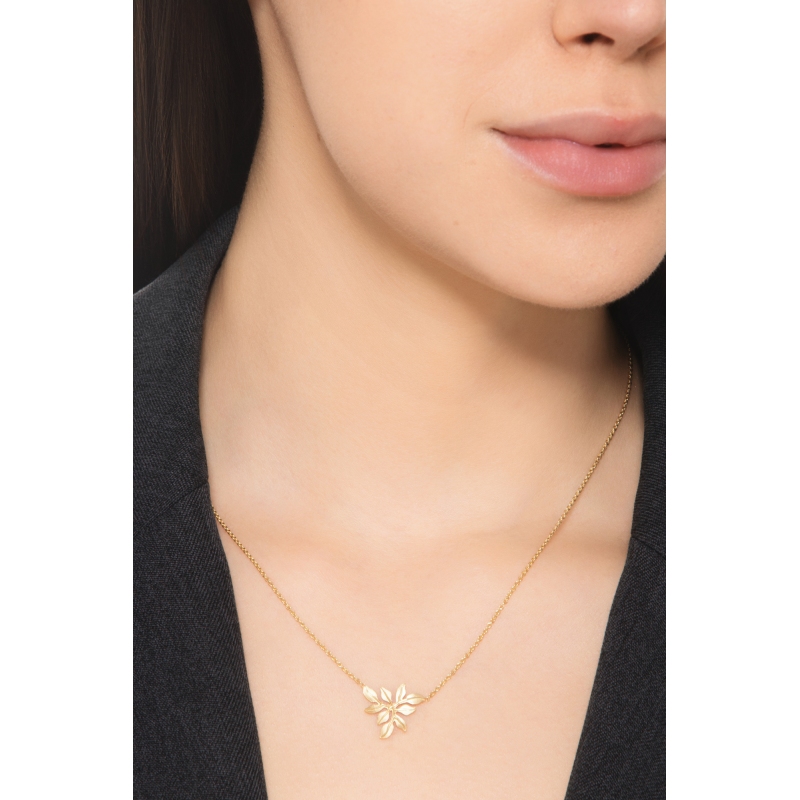 Necklace leaf yellow gold 18k