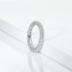 18k white gold eternity diamonds ring