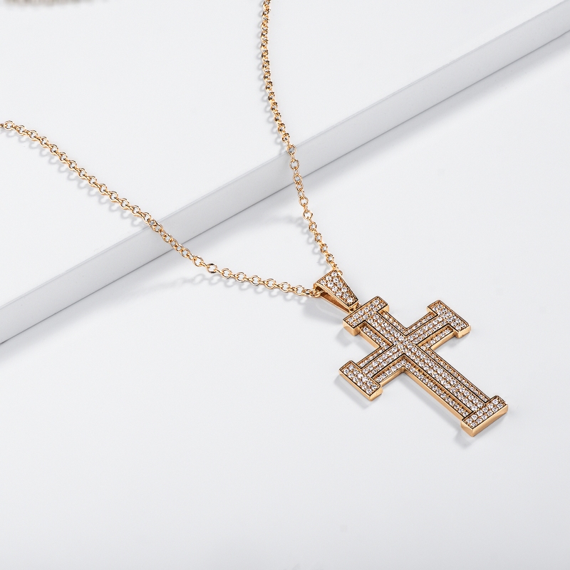 Diamond pave cross pendant in 18kt yellow gold