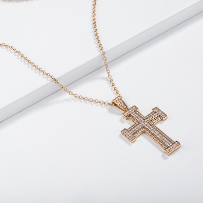 Diamond pave cross pendant in 18kt yellow gold