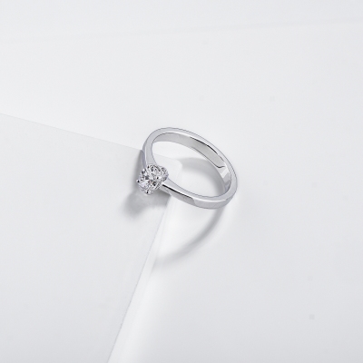 Oval solitaire ring with 0.50ct GIA diamond