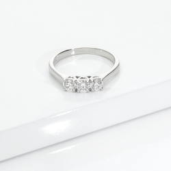 Trilogy Ring 18k White Gold with Diamonds 0,60 ct