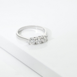 Trilogy Ring 18k White Gold with Diamonds 0,90 ct 