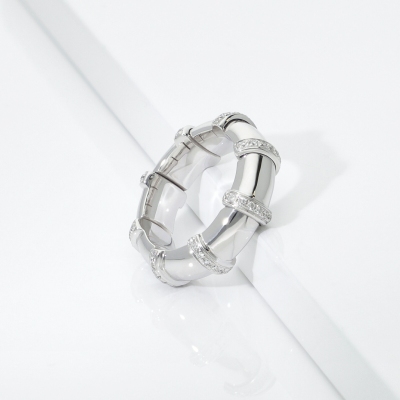 Elastic ring in white gold 18k with pavè diamonds
