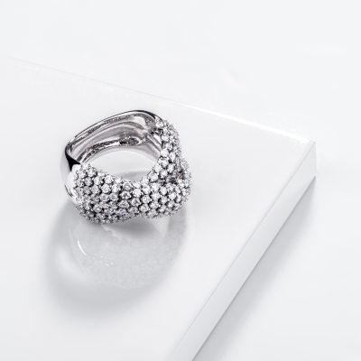 Band ring in white gold 750 with diamonds