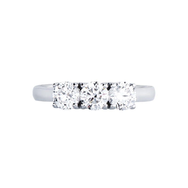 Trilogy ring in white gold 750 with diamonds, 1.20 ct