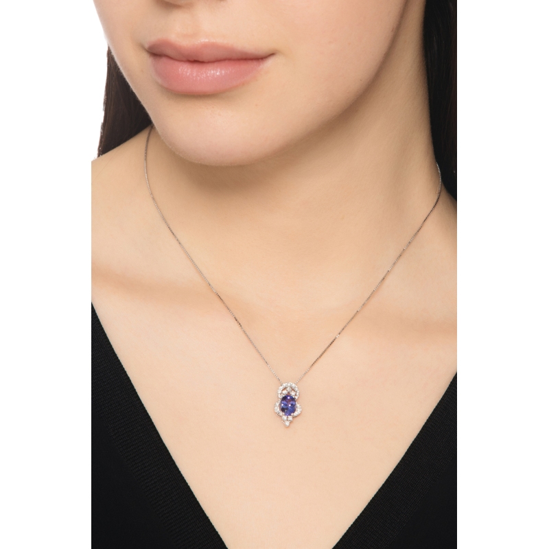 Necklace in white gold 18k with tanzanite oval cut and diamonds