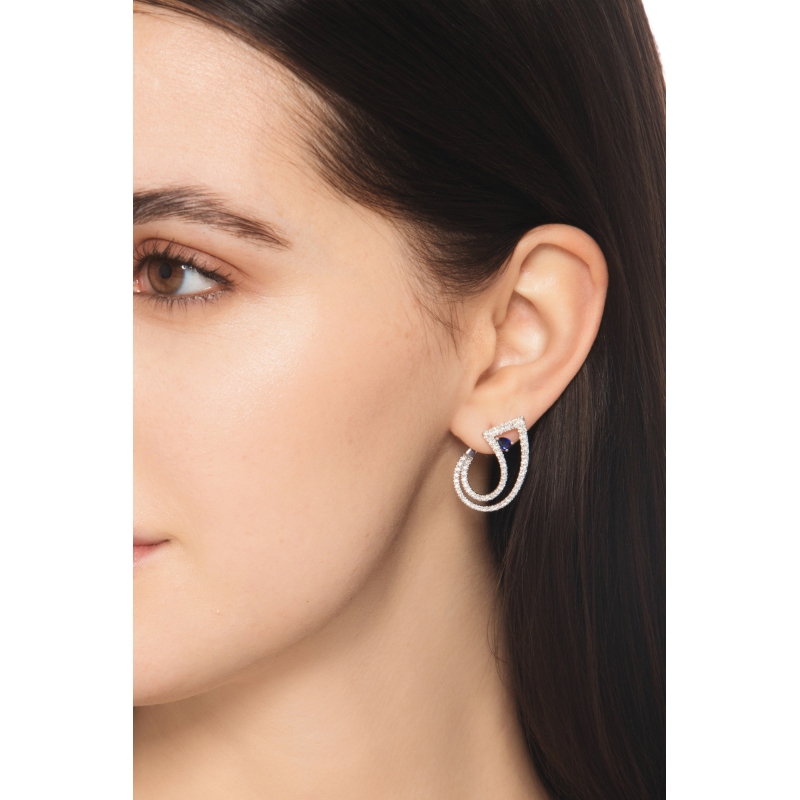 18k white gold earrings with blue sapphires and diamonds