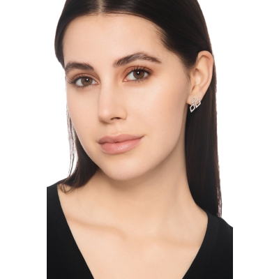 18k white gold earrings with diamond rhombus