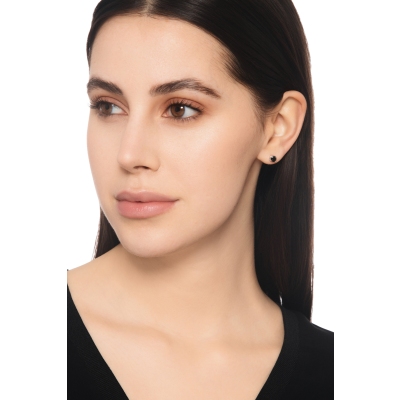 Black diamond single stud man earring