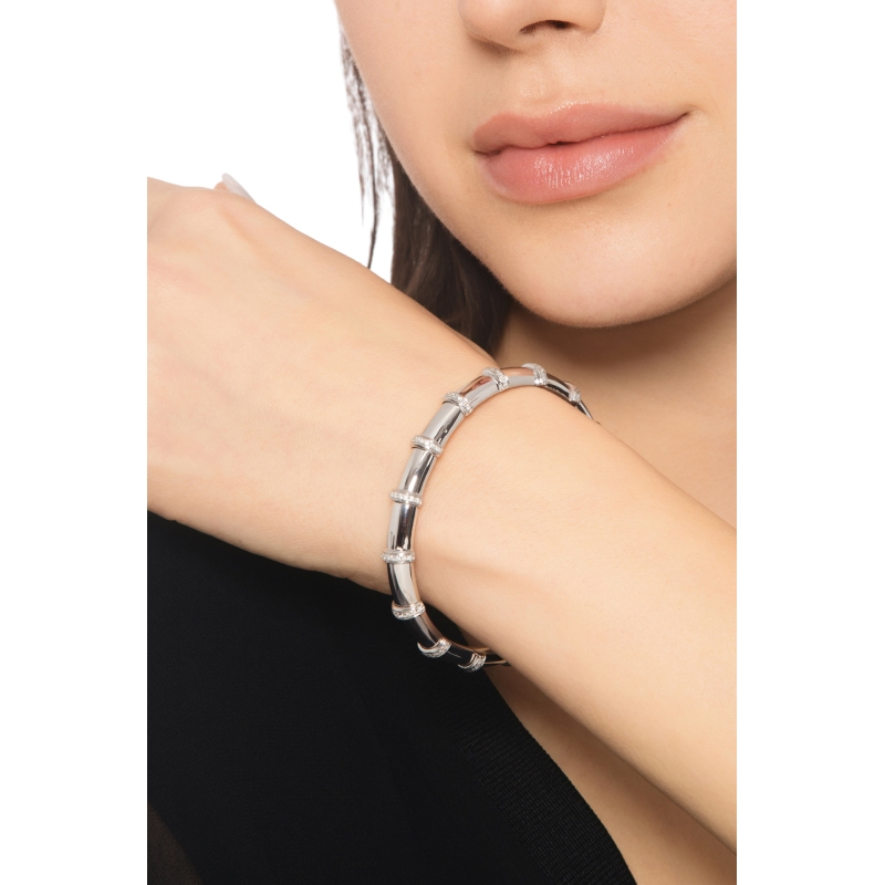 18k white gold stretch bracelet with diamonds