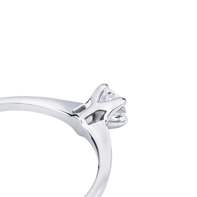4 claw solitaire 0,20 ct diamond ring white gold 18k