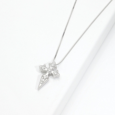18k white gold necklace with diamonds cross pendant