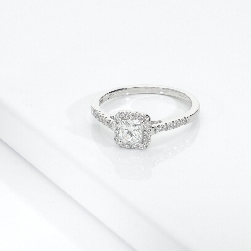 Necklace with diamond emerald cut 0.50ct GIA in white gold 18k