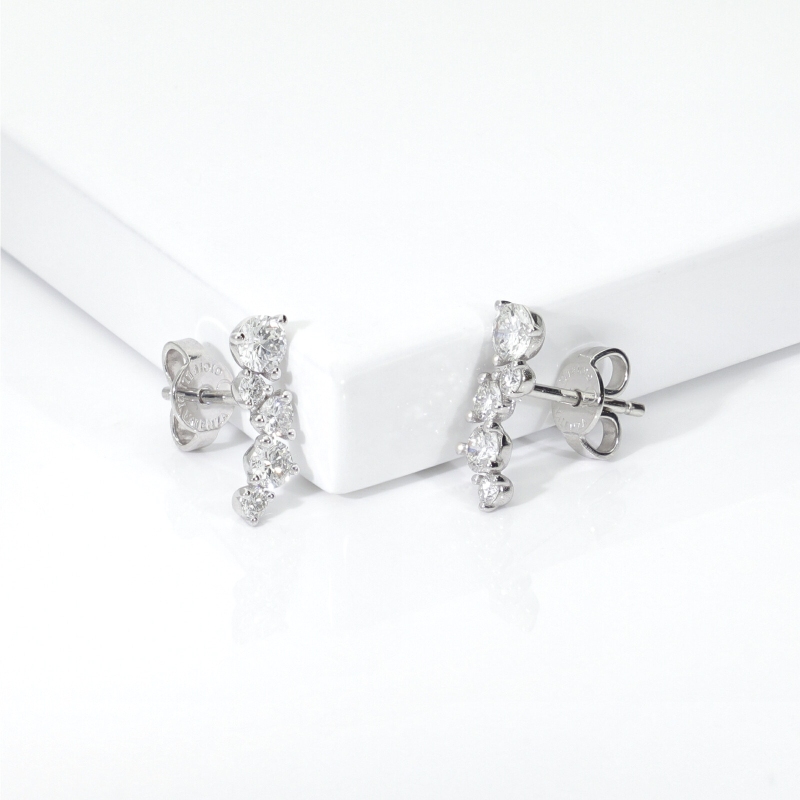 18k white gold modern design diamond earrings