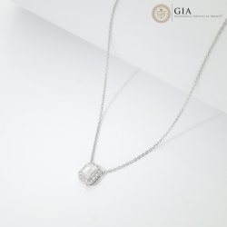 Necklace with diamond emerald cut 0.70ct GIA in white gold 18k