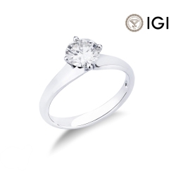 1 Carat Solitaire Diamond Ring in 18kt White Gold with Rhombus Griffe Setting