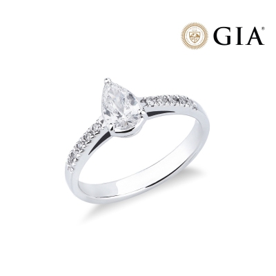 Pear solitaire ring in white gold 18k with diamonds