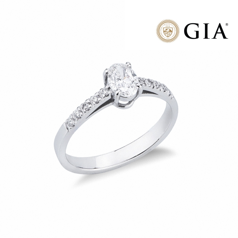 Solitaire ring with diamond oval cut 0.50ct GIA in white gold 18k