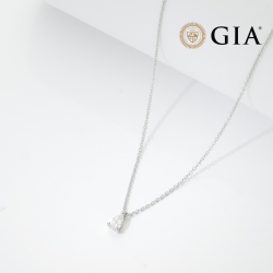 Necklace with diamond pear cut 0.30ct GIA in white gold 18k