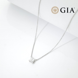 Necklace with diamond princess cut 0.70ct GIA in white gold 18k