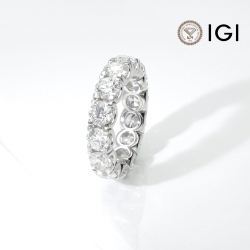 750 white gold eternity ring with IGI certified diamonds F VS