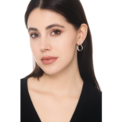 Sinous drop shaped earrings in white gold 18k with diamonds