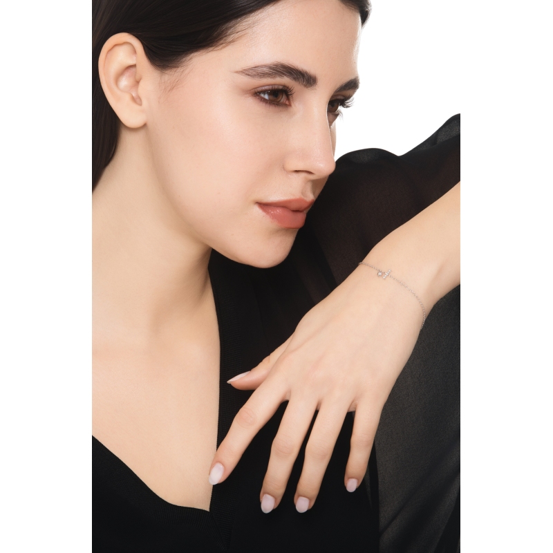 Initial I bracelet white gold and diamonds