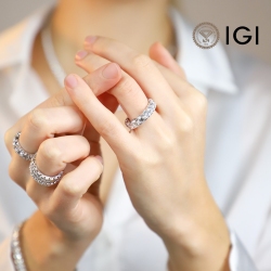 750 white gold eternity ring with IGI certified diamonds F VS