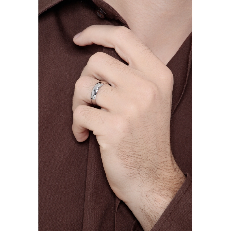 Wedding band ring in 18k white gold Wedding band ring in 18k white gold