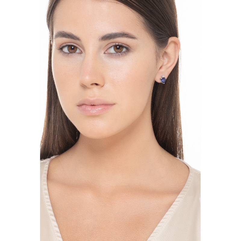 18k white gold earrings with heart cut sapphires and round cut diamonds