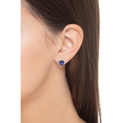 18k white gold earrings with heart cut sapphires and round cut diamonds 2