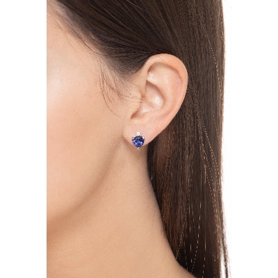 18k white gold earrings with heart cut sapphires and round cut diamonds
