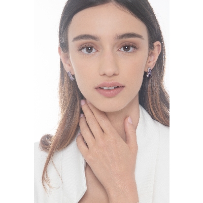 Earrings in white gold 18k with three amethysts oval cut and diamonds