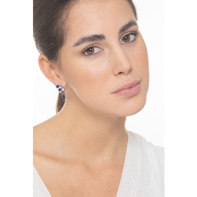 White gold 18k earrings with blue sapphires oval cut and diamonds 