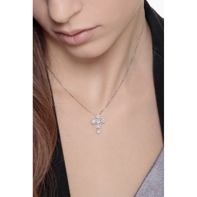 Illusion necklace in18k white gold with cross pendant in diamonds