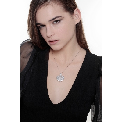 18k white gold necklace with rounded heart full of diamonds