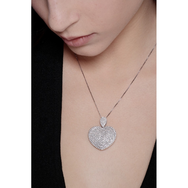 18k white gold necklace with rounded heart full of diamonds 18k white gold necklace with rounded heart full of diamonds