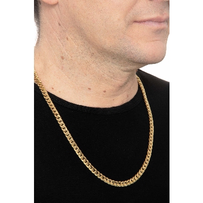 Cuban link chain in 18k yellow gold
