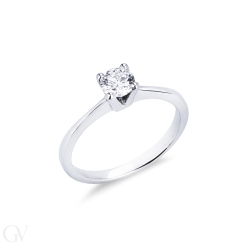 Four prong solitaire setting 2