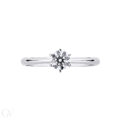 Solitaire setting engagement ring six prong