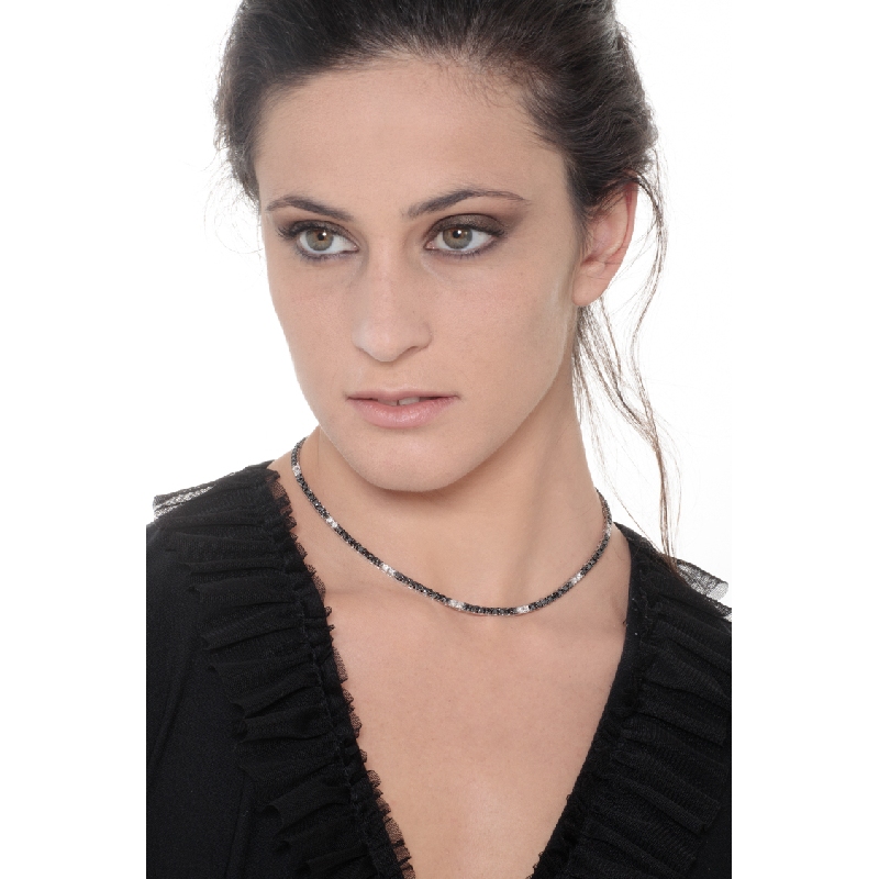 Black and white diamond tennis necklace in 18k white gold Black and white diamond tennis necklace in 18k white gold