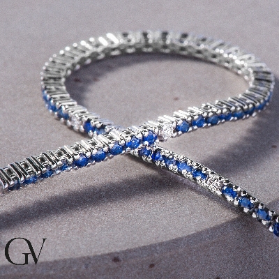 Tennis bracelet in white gold 750 with blue sapphires and diamonds