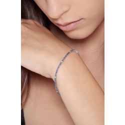 Tennis bracelet in white gold 750 with blue sapphires and diamonds 2