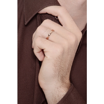 Comfortable wedding ring in 18k rose gold