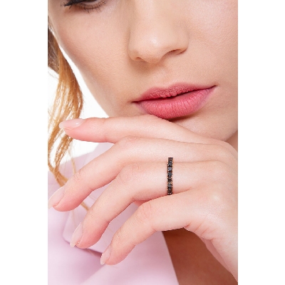 750 rose gold eternity ring with black diamonds