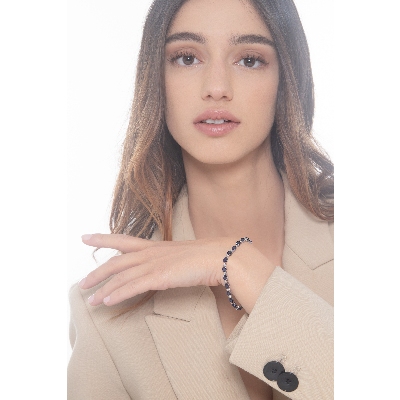 750 white gold bracelet with blue sapphires and diamonds