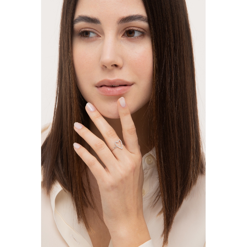 Ring with heart diamonds in white gold 18k Ring with heart diamonds in white gold 18k