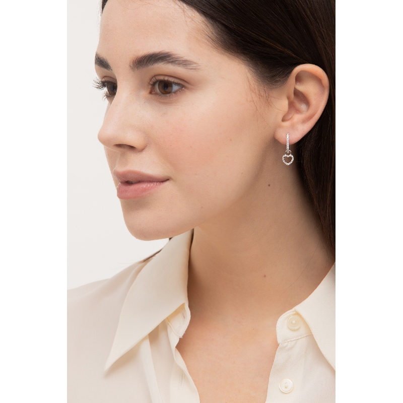 Earrings in white gold 18k with heart diamonds pendant Earrings in white gold 18k with heart diamonds pendant